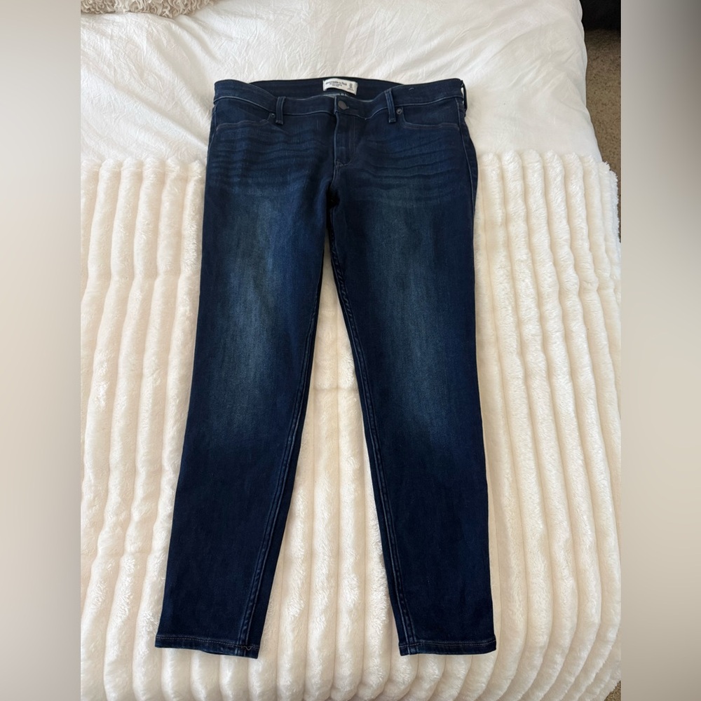Abercrombie & Fitch The Jean Legging Mid Rise 16 Short